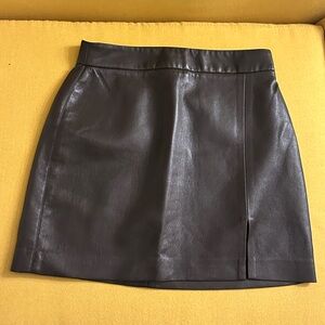 Elegant Brown Aritzia Leather Skirt